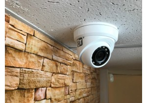  Установка видеокамеры в помещении с подключением (на высоте 4 - 6 метров)